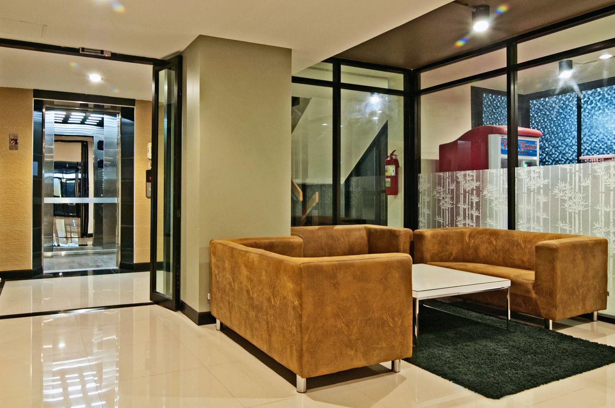 Grand Marina Residence Hotel Ban Laem Chabang Exteriér fotografie