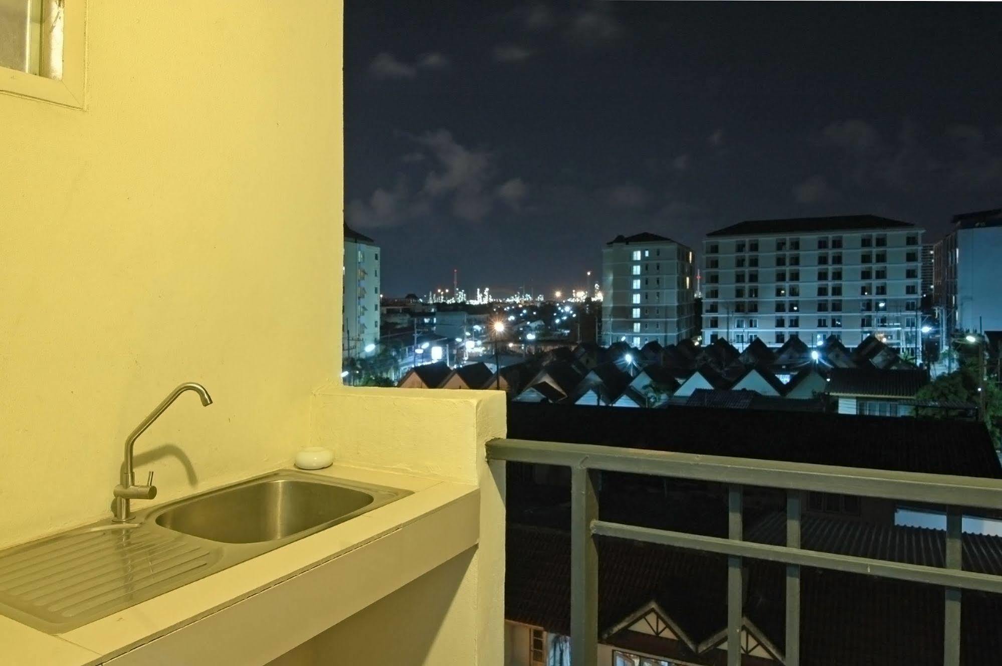 Grand Marina Residence Hotel Ban Laem Chabang Exteriér fotografie